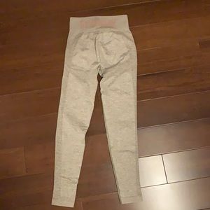 Gym shark seamless leggings khaki/pink